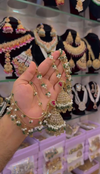 Trending Royal Delhi Maharani Bridal Jewellery Set