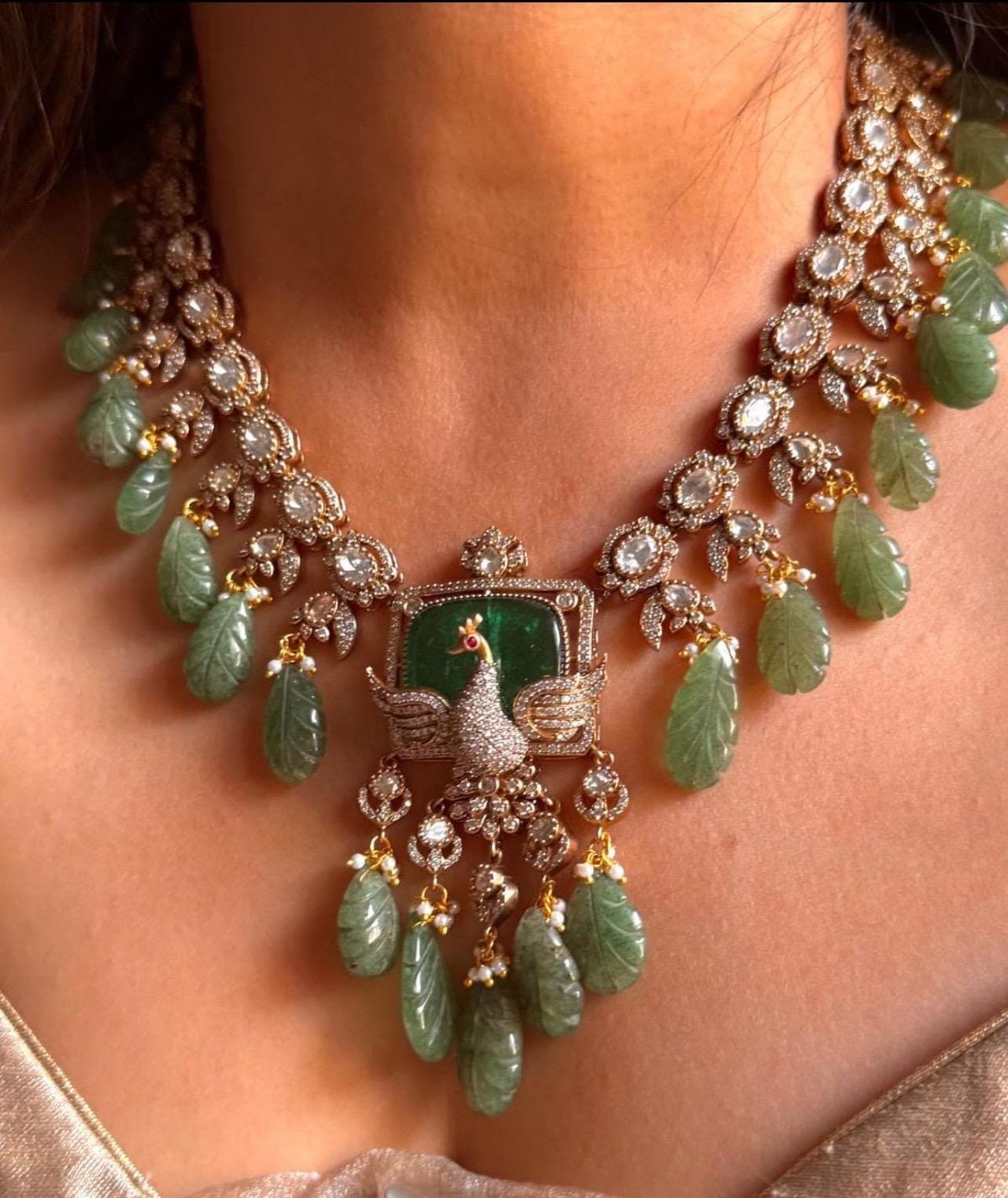 Mor Pinch Diamond Necklace Kundan Set
