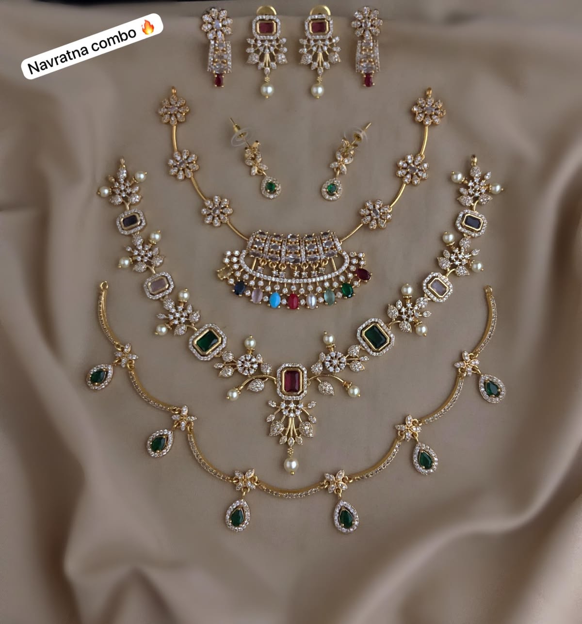 Buy 2 Necklace Get 1 Watch Traditional Free