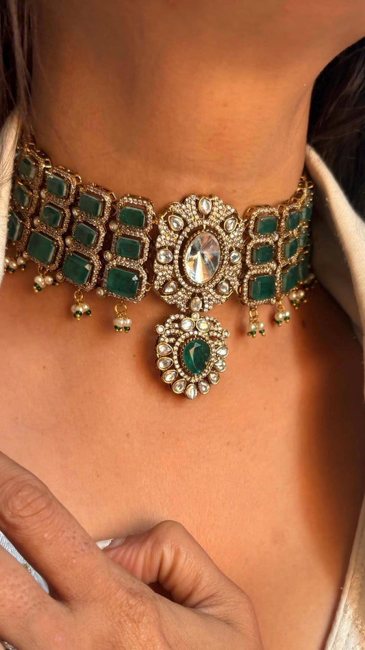 Elegant Necklace For You Green Embrel's